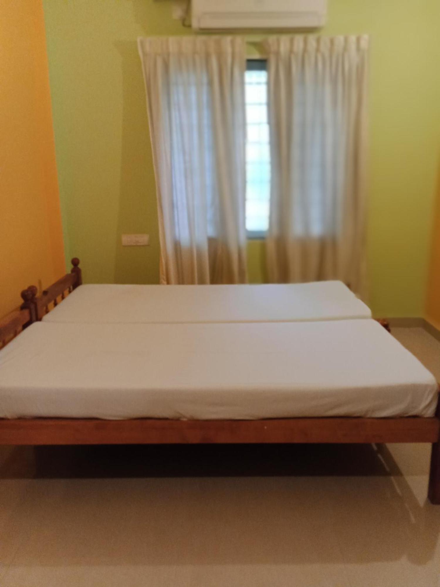 Frangipani Holiday Home Fort Kochi エクステリア 写真