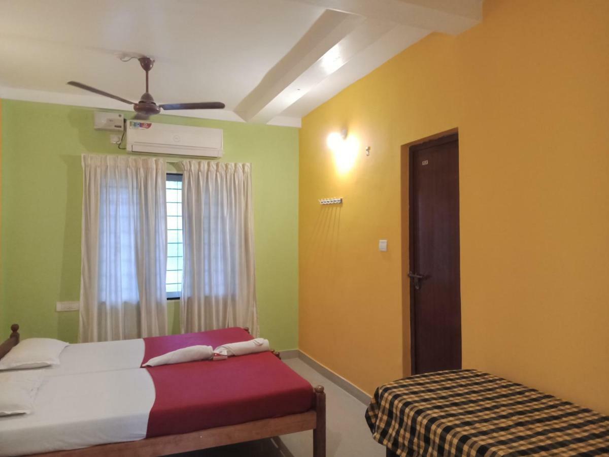 Frangipani Holiday Home Fort Kochi エクステリア 写真