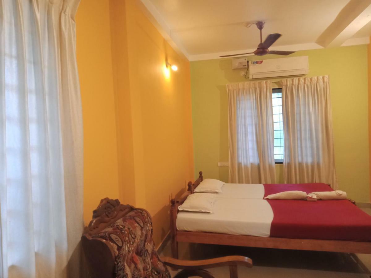 Frangipani Holiday Home Fort Kochi エクステリア 写真